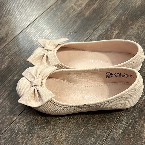 Pastel Pink Bow Flats - Picture 7 of 8